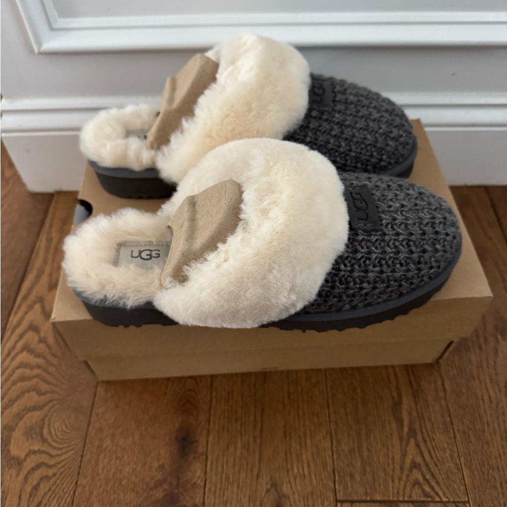 Cozy Knit Genuine Shearling Slipper (Women) - Size 9